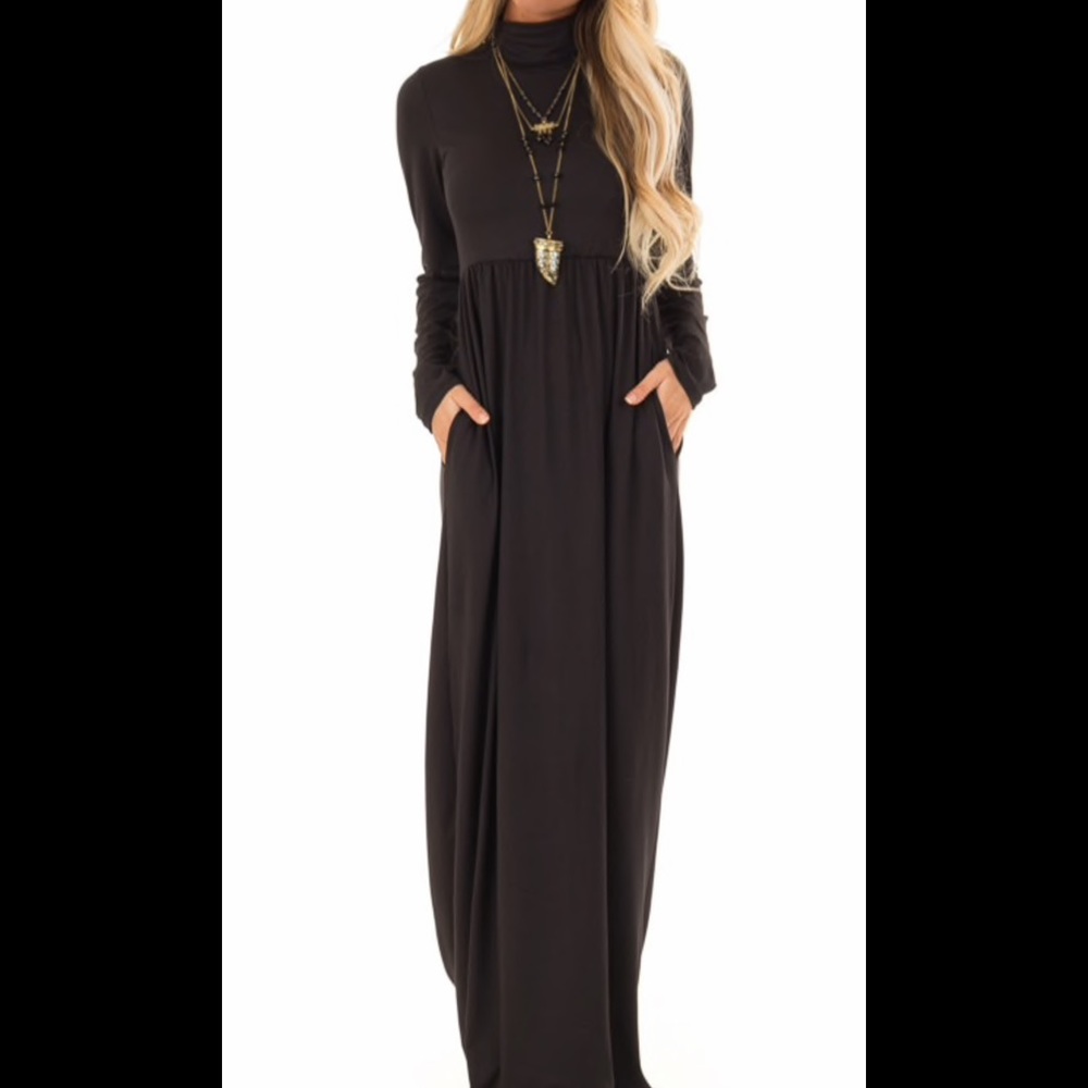 Maxi with mock turtleneck
